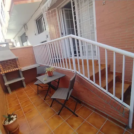 Bajo Con Terraza Junto Al Mar Apartment *